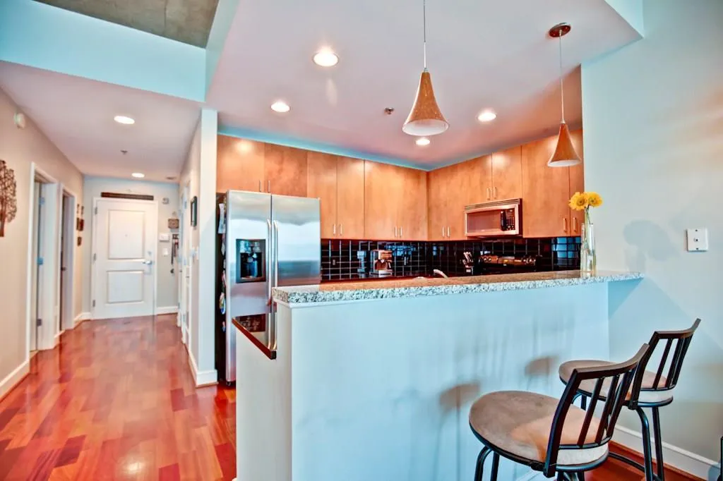 950 W Peachtree Street Nw Unit 1001, Atlanta, Georgia 30309, 2 Bedrooms Bedrooms, ,2 BathroomsBathrooms,Residential,Sold,950 W Peachtree Street Nw Unit 1001,5741337