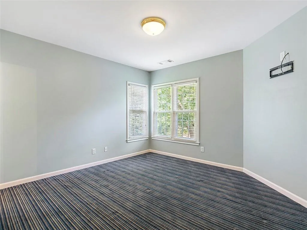 4555 Windsor Park Place, Sandy Springs, Georgia 30342, 4 Bedrooms Bedrooms, ,4 BathroomsBathrooms,Residential,Sold,4555 Windsor Park Place,6901714