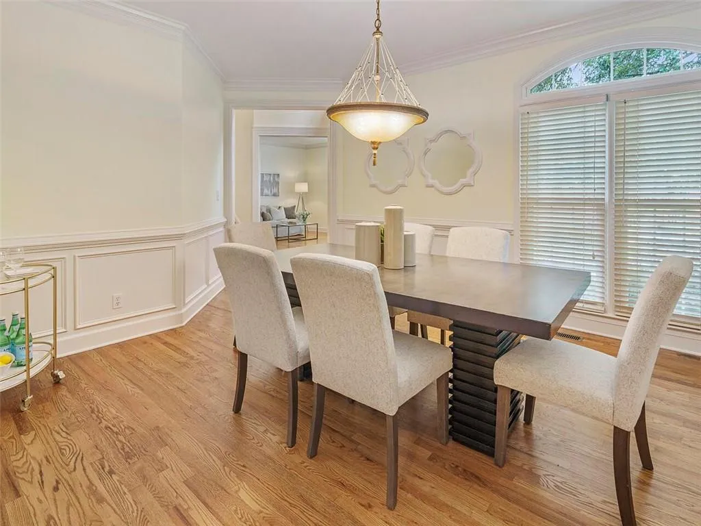 4555 Windsor Park Place, Sandy Springs, Georgia 30342, 4 Bedrooms Bedrooms, ,4 BathroomsBathrooms,Residential,Sold,4555 Windsor Park Place,6901714