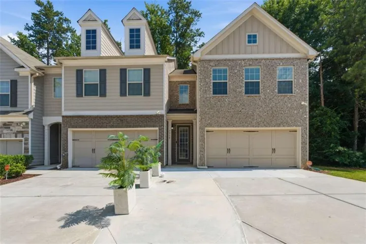 7519 Stone Creek Path, Lithonia, Georgia 30038