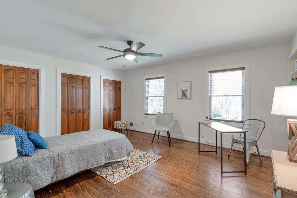 2200 Spalding Drive, Sandy Springs, Georgia 30350, 6 Bedrooms Bedrooms, ,3 BathroomsBathrooms,Residential,Sold,2200 Spalding Drive,7191107
