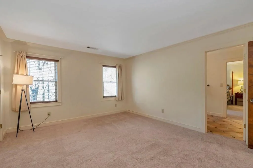 2200 Spalding Drive, Sandy Springs, Georgia 30350, 6 Bedrooms Bedrooms, ,3 BathroomsBathrooms,Residential,Sold,2200 Spalding Drive,7191107