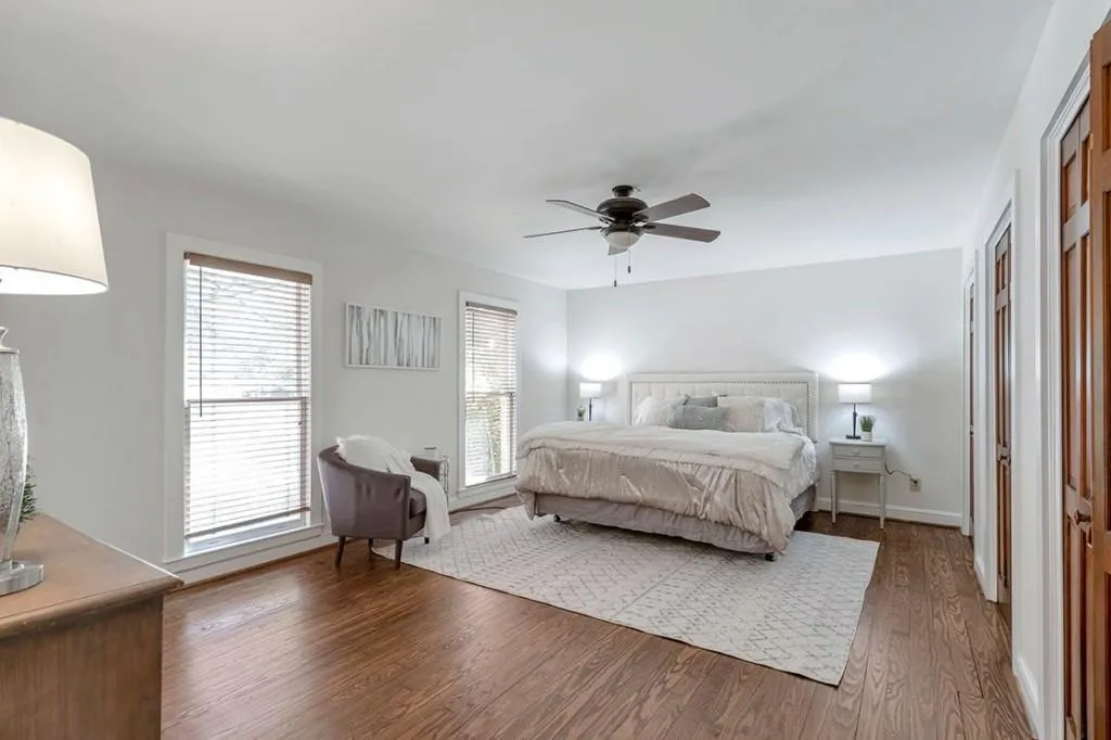 2200 Spalding Drive, Sandy Springs, Georgia 30350, 6 Bedrooms Bedrooms, ,3 BathroomsBathrooms,Residential,Sold,2200 Spalding Drive,7191107