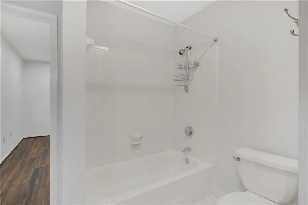 24214 Plantation Drive Ne, Atlanta, Georgia 30324, 2 Bedrooms Bedrooms, ,2 BathroomsBathrooms,Residential,For Sale,24214 Plantation Drive Ne,7622120