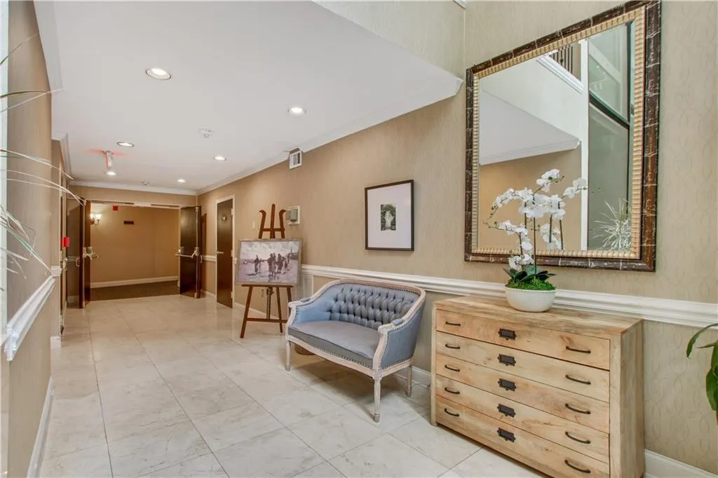 24214 Plantation Drive Ne, Atlanta, Georgia 30324, 2 Bedrooms Bedrooms, ,2 BathroomsBathrooms,Residential,For Sale,24214 Plantation Drive Ne,7622120