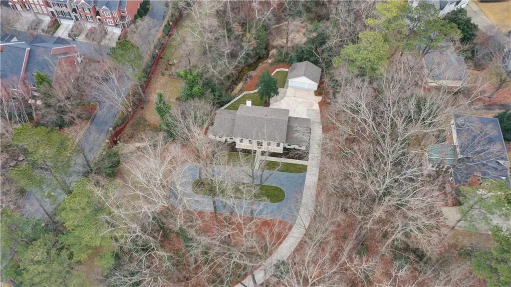 7185 Peachtree Dunwoody Road, Sandy Springs, Georgia 30328, 5 Bedrooms Bedrooms, ,3 BathroomsBathrooms,Residential,Sold,7185 Peachtree Dunwoody Road,6862563 7185 Peachtree Dunwoody Road, Sandy Springs, Georgia 30328, 5 Bedrooms Bedrooms, ,3 BathroomsBathrooms,Residential,Sold,7185 Peachtree Dunwoody Road,6862563