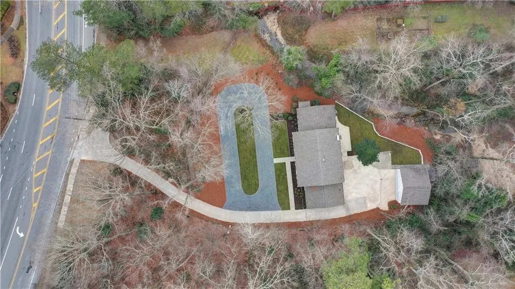 7185 Peachtree Dunwoody Road, Sandy Springs, Georgia 30328, 5 Bedrooms Bedrooms, ,3 BathroomsBathrooms,Residential,Sold,7185 Peachtree Dunwoody Road,6862563 7185 Peachtree Dunwoody Road, Sandy Springs, Georgia 30328, 5 Bedrooms Bedrooms, ,3 BathroomsBathrooms,Residential,Sold,7185 Peachtree Dunwoody Road,6862563