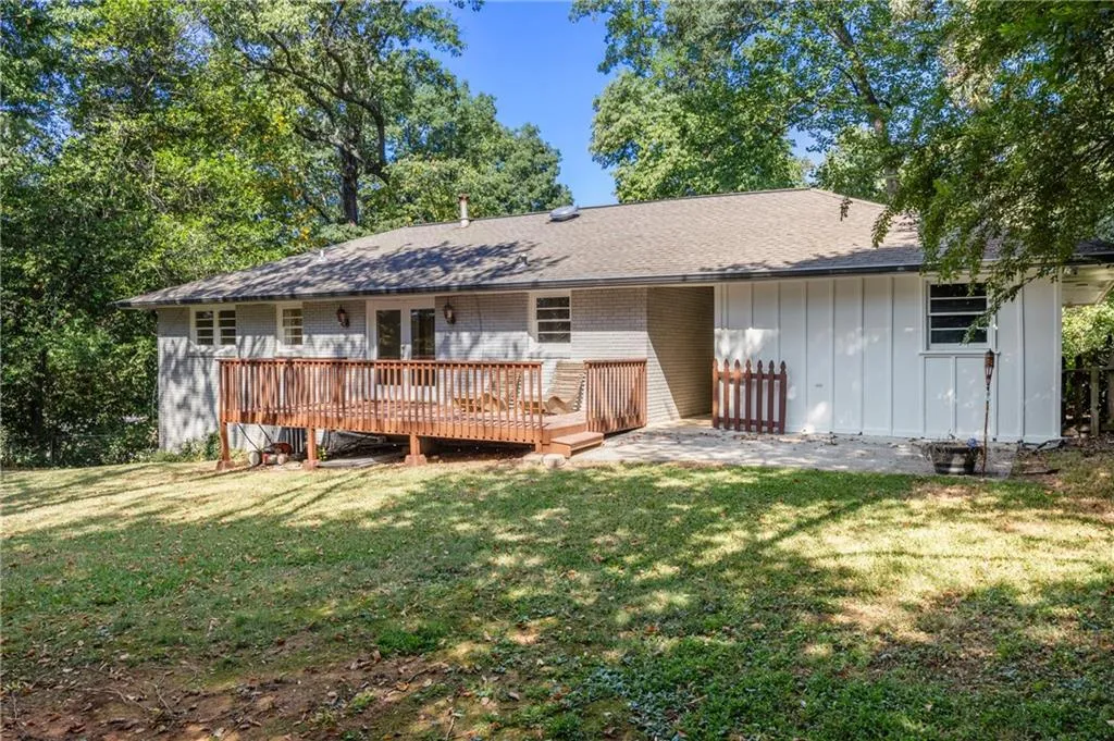 535 Valley Lane, Atlanta, Georgia 30328, 4 Bedrooms Bedrooms, ,2 BathroomsBathrooms,Residential,Sold,535 Valley Lane,7460703