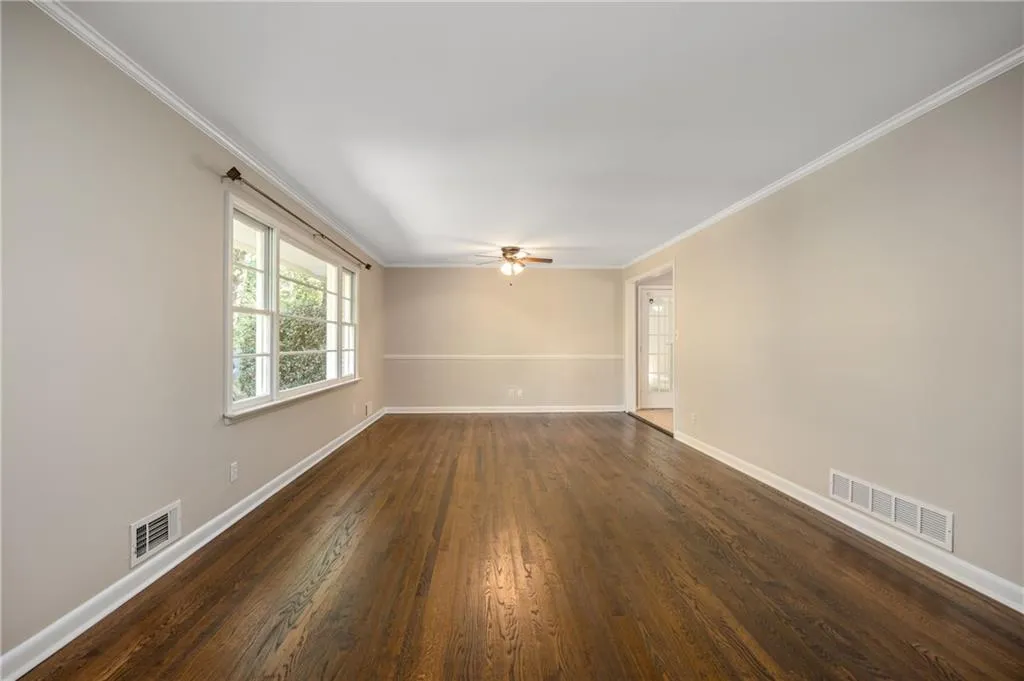 535 Valley Lane, Atlanta, Georgia 30328, 4 Bedrooms Bedrooms, ,2 BathroomsBathrooms,Residential,Sold,535 Valley Lane,7460703