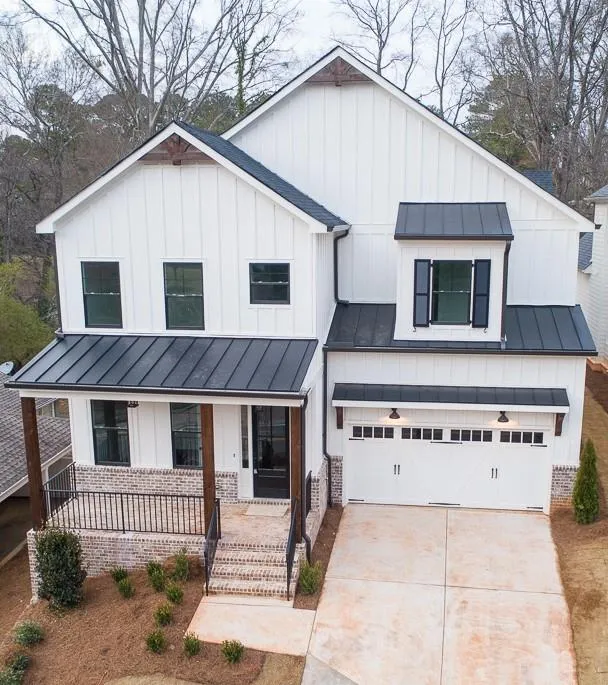 70 West Belle Isle Road, Sandy Springs, Georgia 30342, 5 Bedrooms Bedrooms, ,3 BathroomsBathrooms,Residential,Sold,70 West Belle Isle Road,6565170