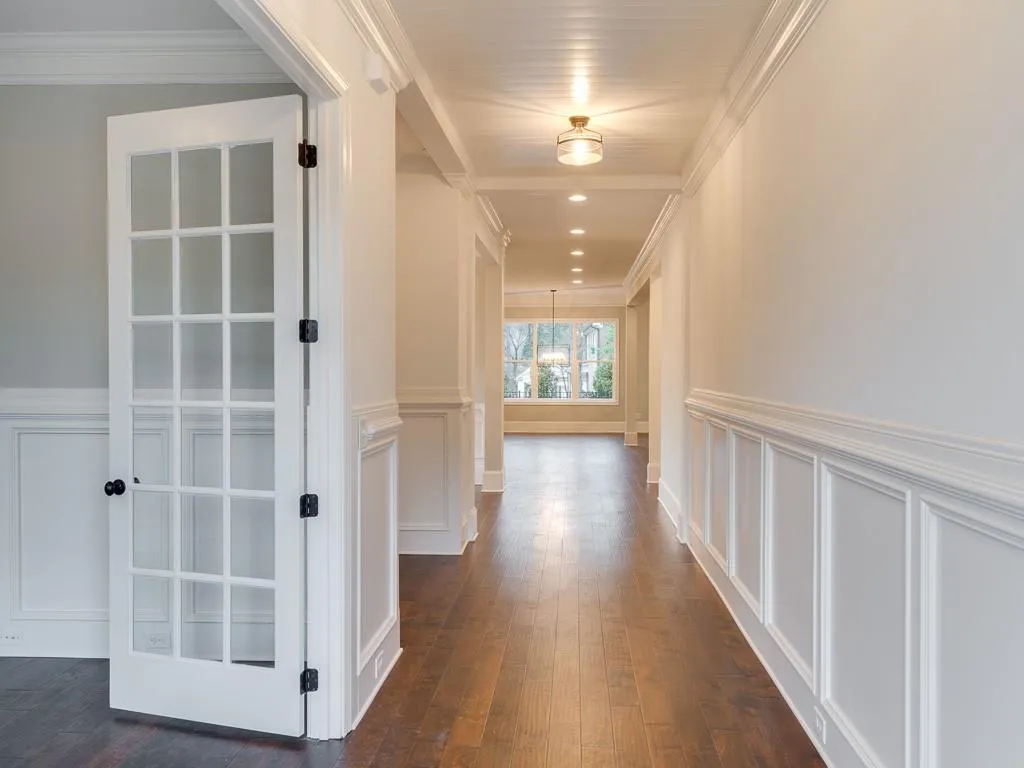 70 West Belle Isle Road, Sandy Springs, Georgia 30342, 5 Bedrooms Bedrooms, ,3 BathroomsBathrooms,Residential,Sold,70 West Belle Isle Road,6565170