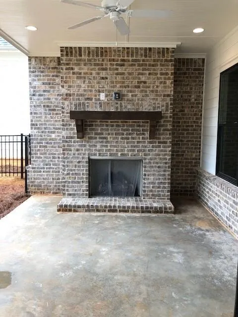 70 West Belle Isle Road, Sandy Springs, Georgia 30342, 5 Bedrooms Bedrooms, ,3 BathroomsBathrooms,Residential,Sold,70 West Belle Isle Road,6565170