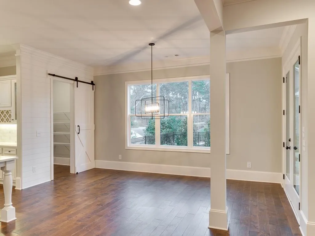 70 West Belle Isle Road, Sandy Springs, Georgia 30342, 5 Bedrooms Bedrooms, ,3 BathroomsBathrooms,Residential,Sold,70 West Belle Isle Road,6565170