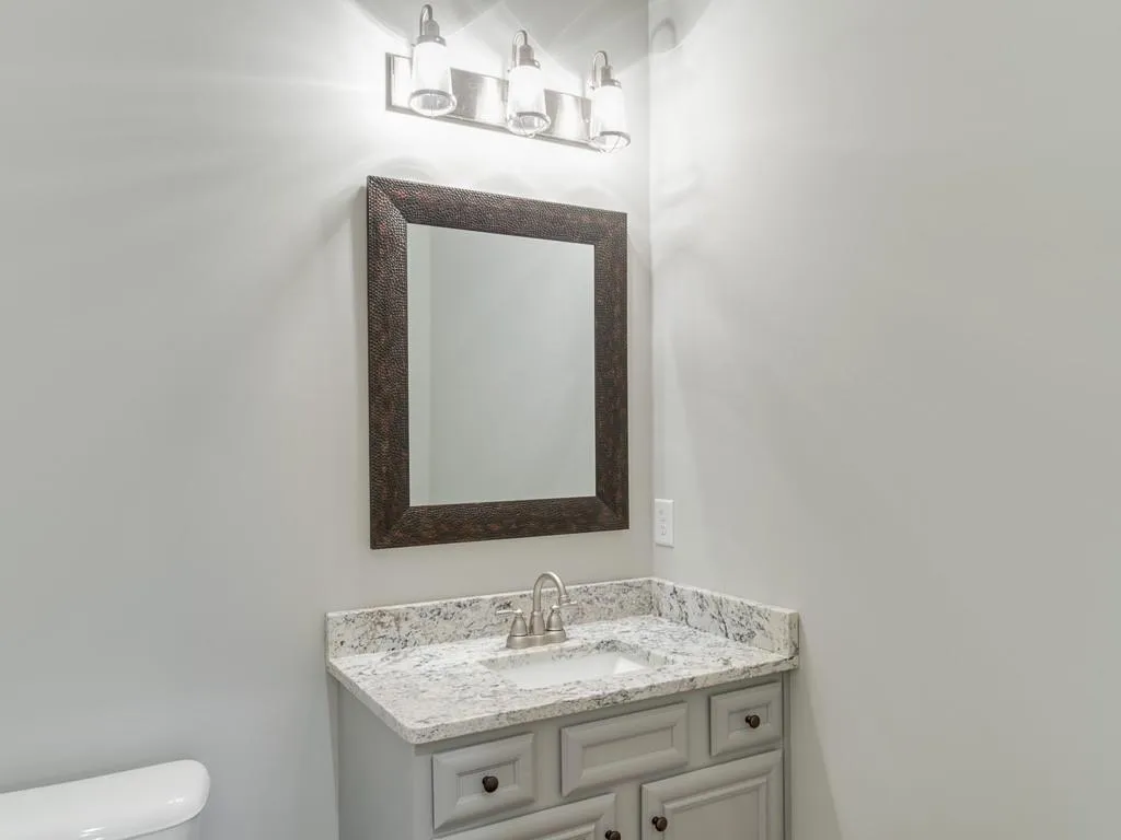 70 West Belle Isle Road, Sandy Springs, Georgia 30342, 5 Bedrooms Bedrooms, ,3 BathroomsBathrooms,Residential,Sold,70 West Belle Isle Road,6565170