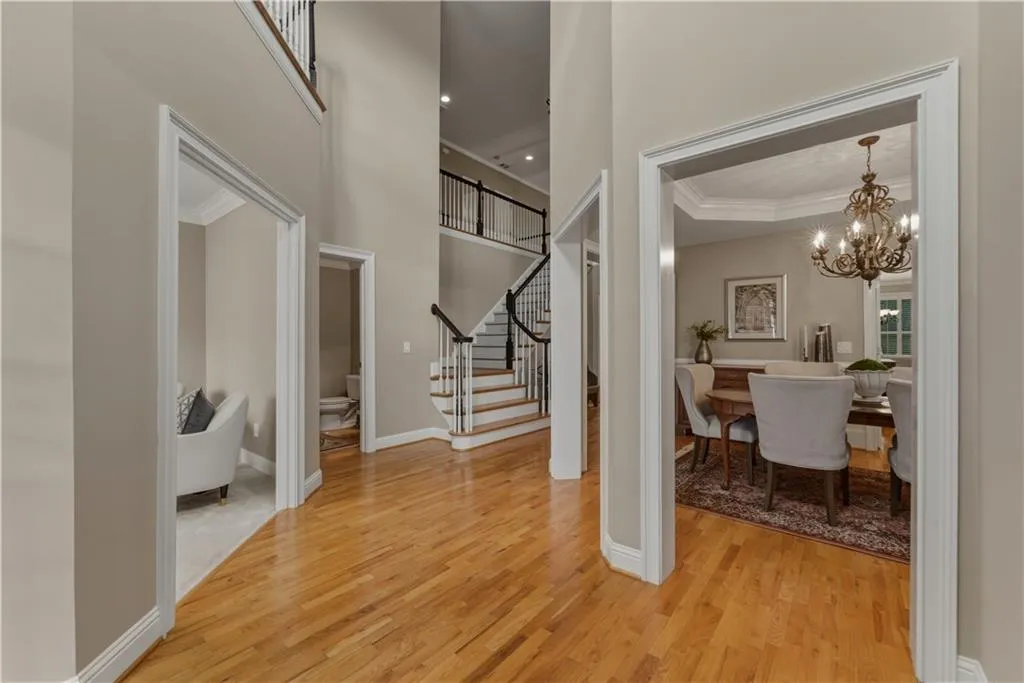 3212 Windsor Lake Drive Ne, Atlanta, Georgia 30319, 4 Bedrooms Bedrooms, 0 ,3 BathroomsBathrooms,Residential,Sold,3212 Windsor Lake Drive Ne,7732676