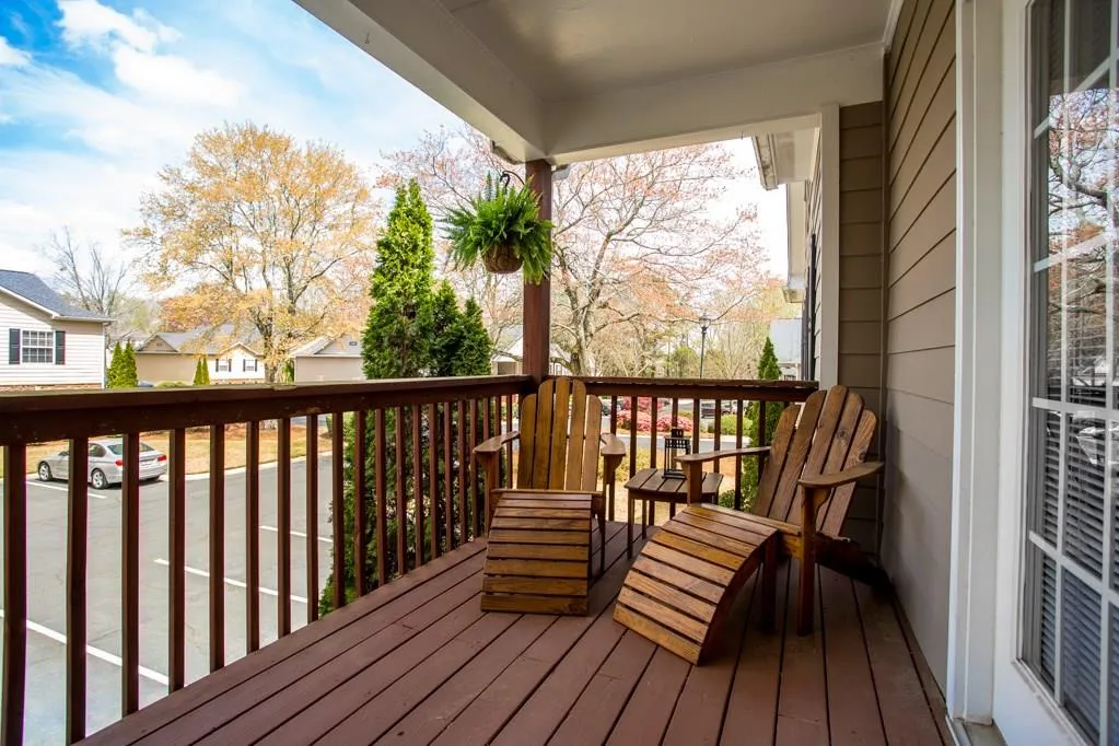 1807 Brighton Point, Atlanta, Georgia 30328, 3 Bedrooms Bedrooms, ,2 BathroomsBathrooms,Residential,Sold,1807 Brighton Point,5987109