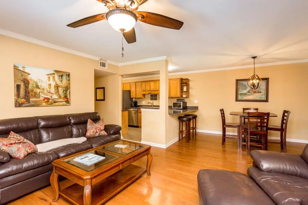 1807 Brighton Point, Atlanta, Georgia 30328, 3 Bedrooms Bedrooms, ,2 BathroomsBathrooms,Residential,Sold,1807 Brighton Point,5987109