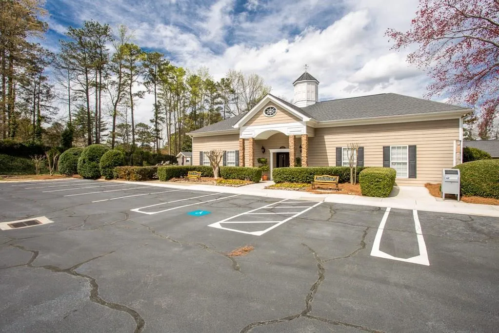 1807 Brighton Point, Atlanta, Georgia 30328, 3 Bedrooms Bedrooms, ,2 BathroomsBathrooms,Residential,Sold,1807 Brighton Point,5987109