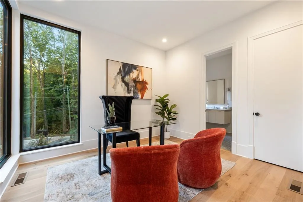 5290 Lake Forrest Drive, Atlanta, Georgia 30342, 4 Bedrooms Bedrooms, ,4 BathroomsBathrooms,Residential,Sold,5290 Lake Forrest Drive,7466324