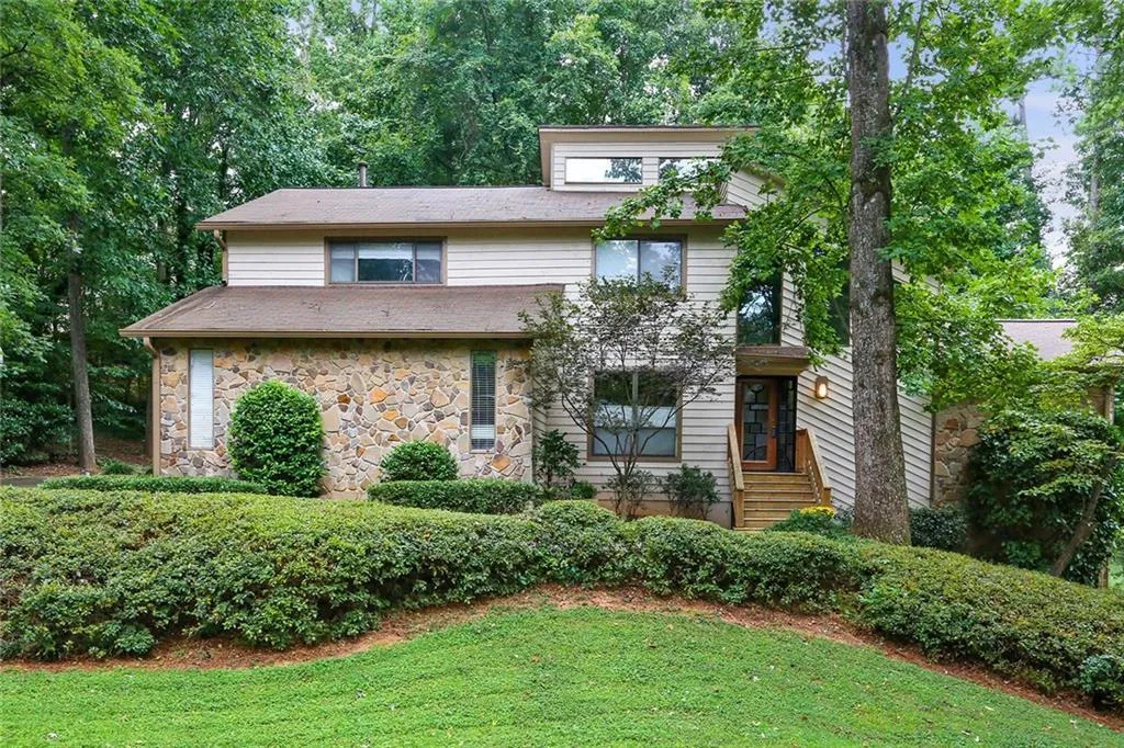 495 Tahoma Drive, Sandy Springs, Georgia 30350, 4 Bedrooms Bedrooms, ,3 BathroomsBathrooms,Residential,Sold,495 Tahoma Drive,5902281