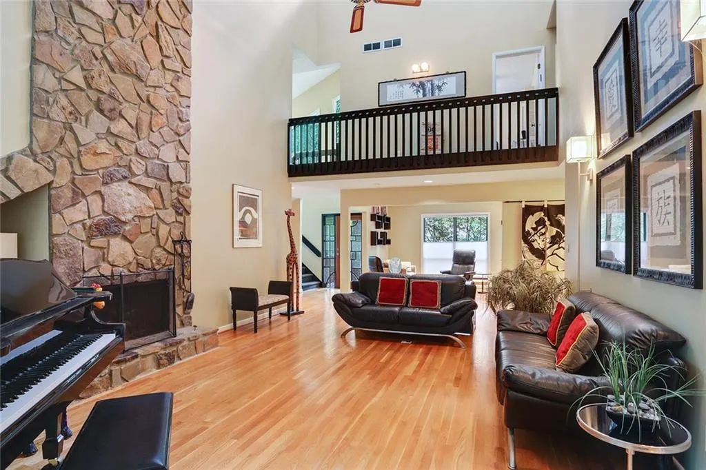 495 Tahoma Drive, Sandy Springs, Georgia 30350, 4 Bedrooms Bedrooms, ,3 BathroomsBathrooms,Residential,Sold,495 Tahoma Drive,5902281