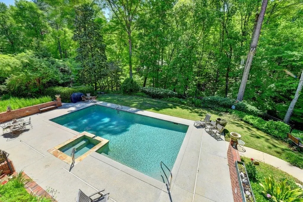 2005 Old Dominion Road, Atlanta, Georgia 30350, 5 Bedrooms Bedrooms, ,5 BathroomsBathrooms,Residential,Sold,2005 Old Dominion Road,6710138