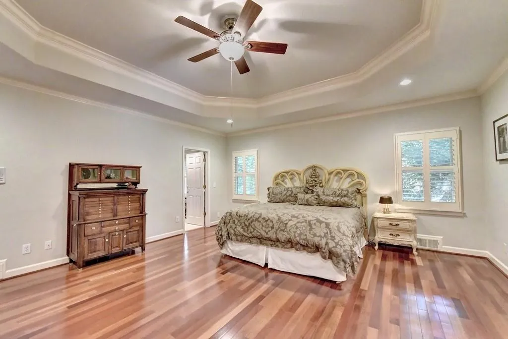 2005 Old Dominion Road, Atlanta, Georgia 30350, 5 Bedrooms Bedrooms, ,5 BathroomsBathrooms,Residential,Sold,2005 Old Dominion Road,6710138