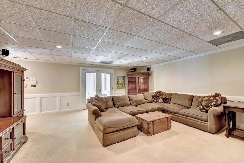 2005 Old Dominion Road, Atlanta, Georgia 30350, 5 Bedrooms Bedrooms, ,5 BathroomsBathrooms,Residential,Sold,2005 Old Dominion Road,6710138