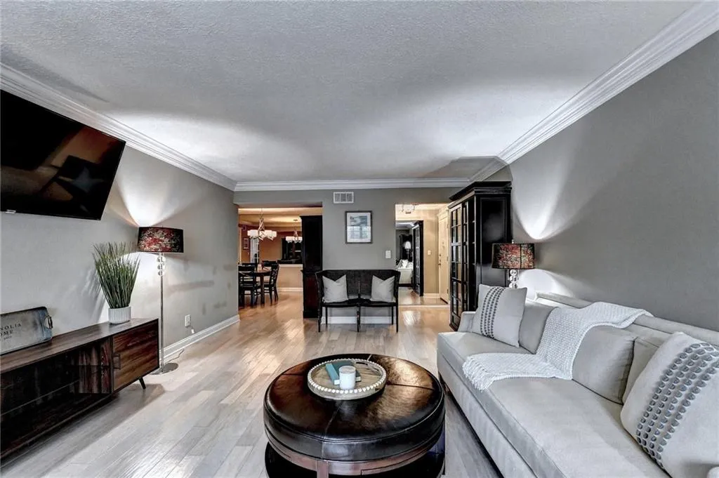 6851 Roswell Road Unit K15, Atlanta, Georgia 30328, 3 Bedrooms Bedrooms, ,2 BathroomsBathrooms,Residential,Sold,6851 Roswell Road Unit K15,7061312