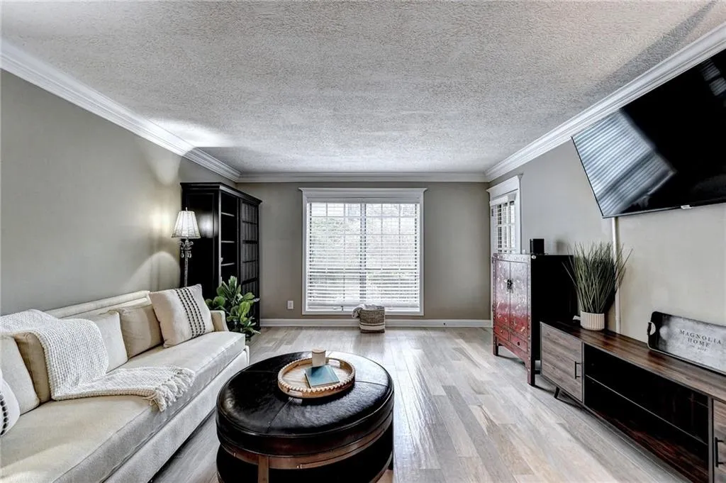 6851 Roswell Road Unit K15, Atlanta, Georgia 30328, 3 Bedrooms Bedrooms, ,2 BathroomsBathrooms,Residential,Sold,6851 Roswell Road Unit K15,7061312