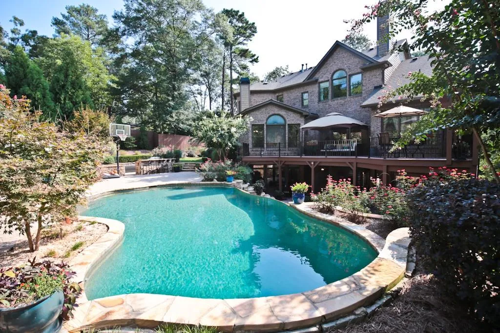 6118 Harleston Road Ne, Sandy Springs, Georgia 30328, 6 Bedrooms Bedrooms, ,5 BathroomsBathrooms,Residential,Sold,6118 Harleston Road Ne,5742424