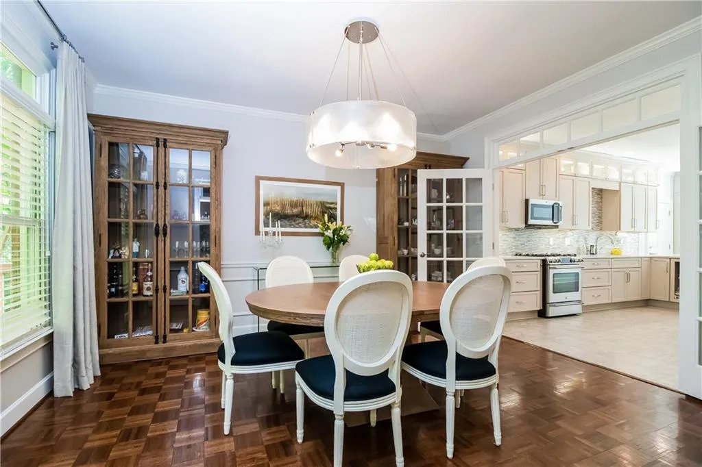 7155 Roswell Road Unit 59, Atlanta, Georgia 30328, 3 Bedrooms Bedrooms, ,2 BathroomsBathrooms,Residential,Sold,7155 Roswell Road Unit 59,6871952