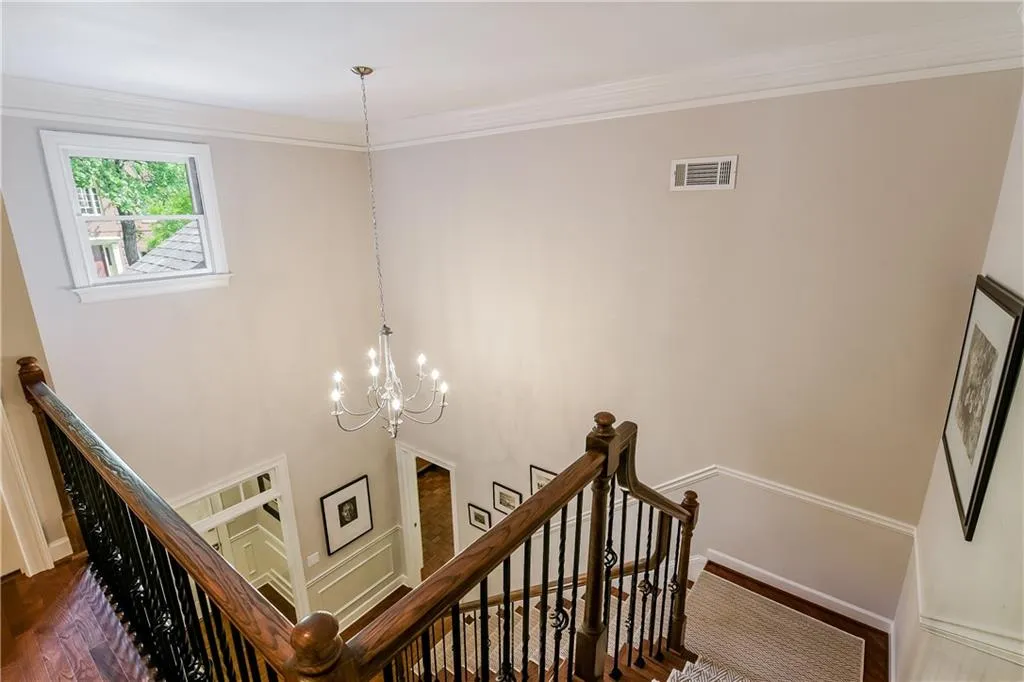 7155 Roswell Road Unit 59, Atlanta, Georgia 30328, 3 Bedrooms Bedrooms, ,2 BathroomsBathrooms,Residential,Sold,7155 Roswell Road Unit 59,6871952