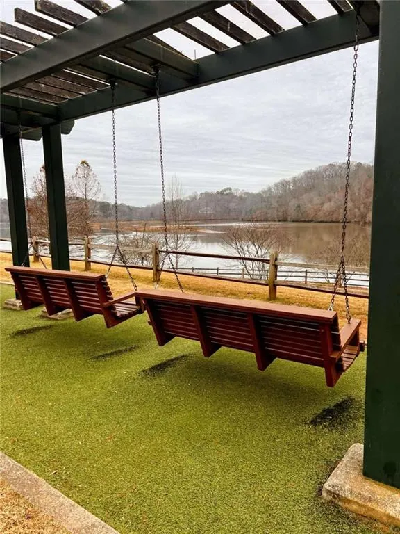 315 Hilderbrand Drive Unit B4, Sandy Springs, Georgia 30328, 2 Bedrooms Bedrooms, ,1 BathroomBathrooms,Residential,For Sale,315 Hilderbrand Drive Unit B4,7690408