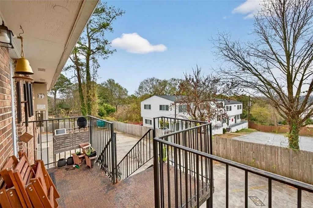 315 Hilderbrand Drive Unit B4, Sandy Springs, Georgia 30328, 2 Bedrooms Bedrooms, ,1 BathroomBathrooms,Residential,For Sale,315 Hilderbrand Drive Unit B4,7690408