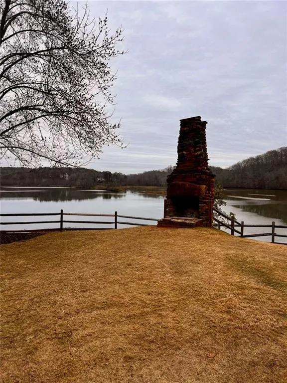 315 Hilderbrand Drive Unit B4, Sandy Springs, Georgia 30328, 2 Bedrooms Bedrooms, ,1 BathroomBathrooms,Residential,For Sale,315 Hilderbrand Drive Unit B4,7690408