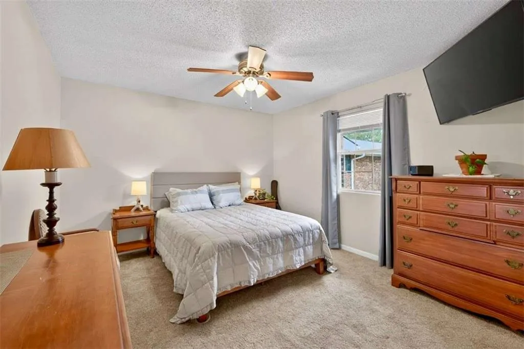 315 Hilderbrand Drive Unit B4, Sandy Springs, Georgia 30328, 2 Bedrooms Bedrooms, ,1 BathroomBathrooms,Residential,For Sale,315 Hilderbrand Drive Unit B4,7690408