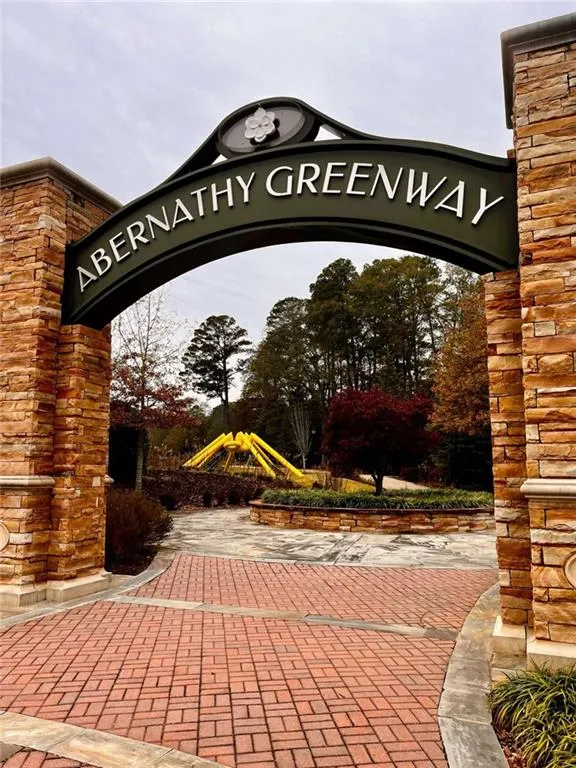 315 Hilderbrand Drive Unit B4, Sandy Springs, Georgia 30328, 2 Bedrooms Bedrooms, ,1 BathroomBathrooms,Residential,For Sale,315 Hilderbrand Drive Unit B4,7690408