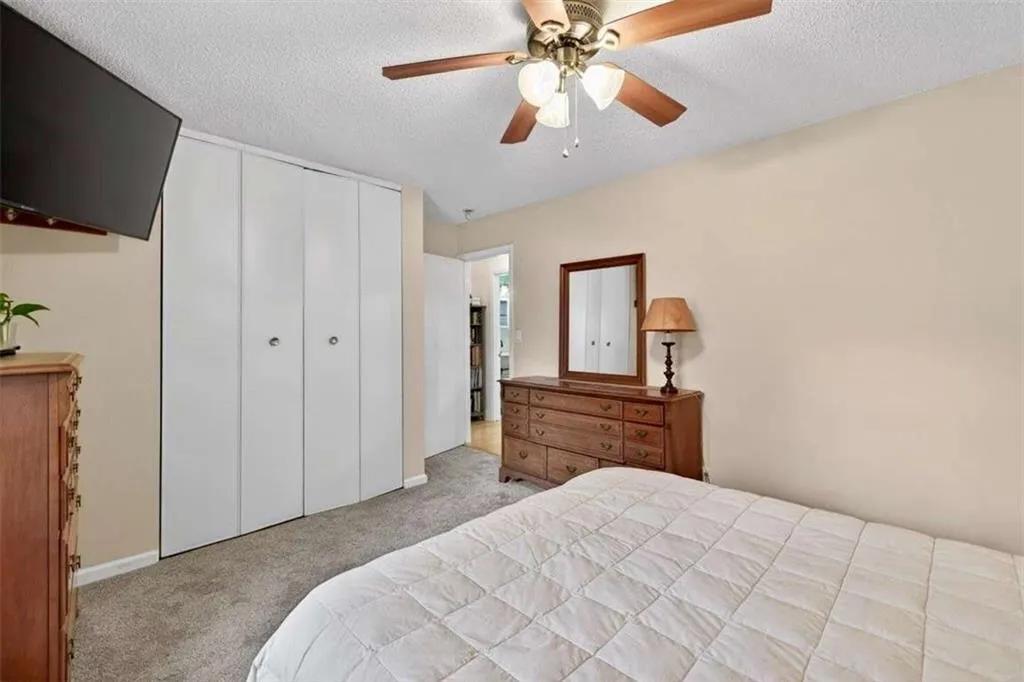 315 Hilderbrand Drive Unit B4, Sandy Springs, Georgia 30328, 2 Bedrooms Bedrooms, ,1 BathroomBathrooms,Residential,For Sale,315 Hilderbrand Drive Unit B4,7690408