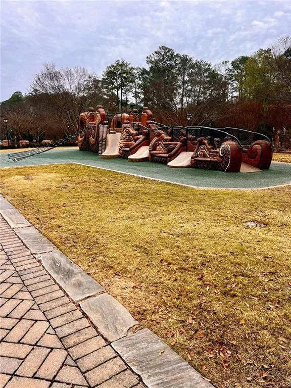 315 Hilderbrand Drive Unit B4, Sandy Springs, Georgia 30328, 2 Bedrooms Bedrooms, ,1 BathroomBathrooms,Residential,For Sale,315 Hilderbrand Drive Unit B4,7690408