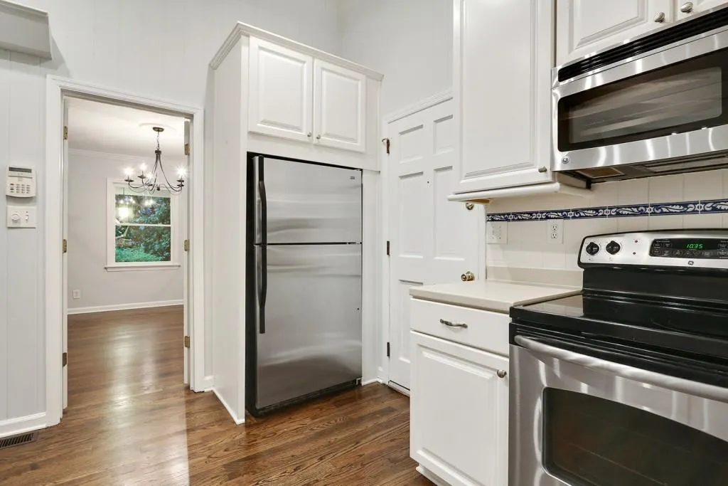 865 Starlight Drive Ne, Atlanta, Georgia 30342, 4 Bedrooms Bedrooms, ,2 BathroomsBathrooms,Residential,Sold,865 Starlight Drive Ne,5903572