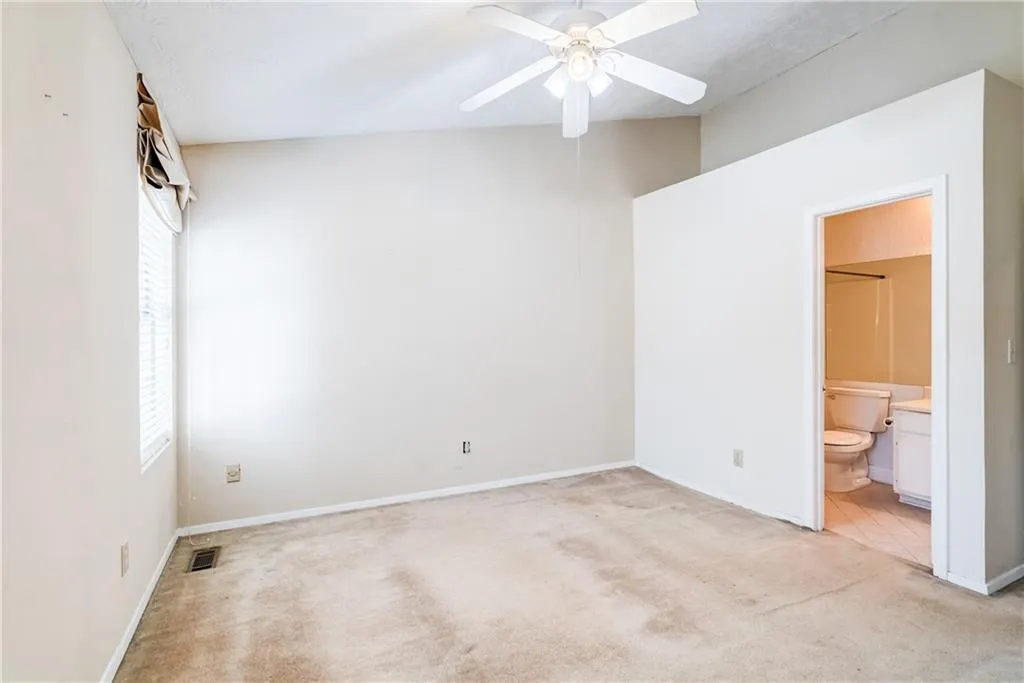 306 Wedgewood Way, Sandy Springs, Georgia 30350, 2 Bedrooms Bedrooms, ,2 BathroomsBathrooms,Residential,Sold,306 Wedgewood Way,6664077