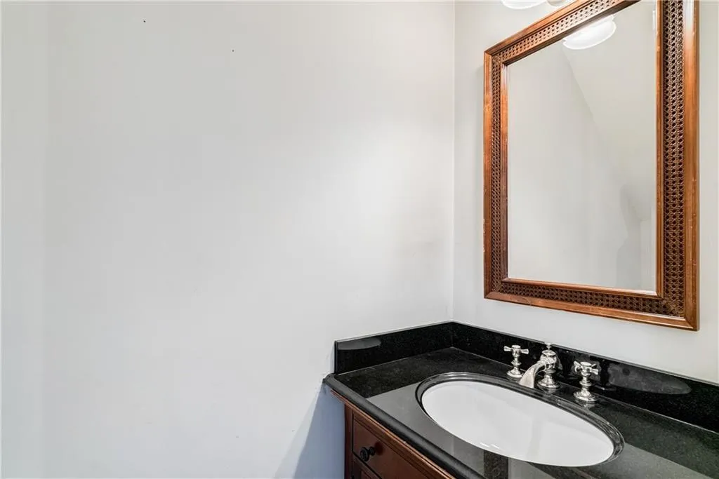 306 Wedgewood Way, Sandy Springs, Georgia 30350, 2 Bedrooms Bedrooms, ,2 BathroomsBathrooms,Residential,Sold,306 Wedgewood Way,6664077