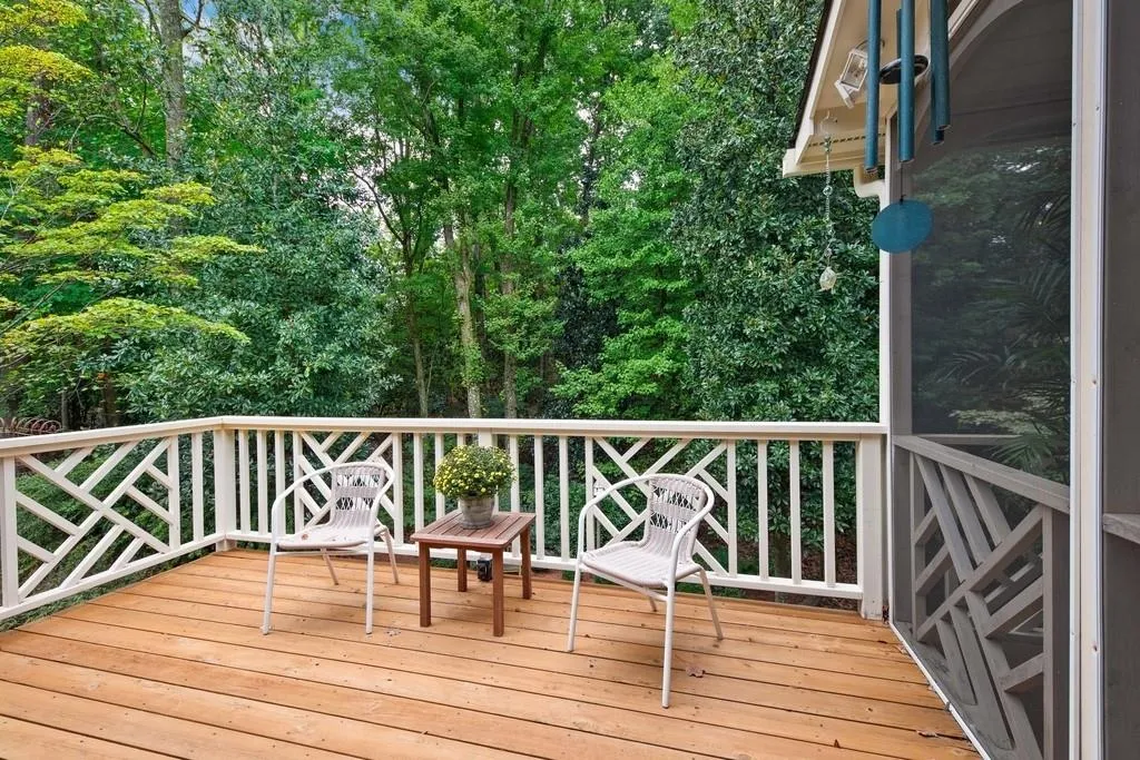 7380 Stoneykirk Close, Sandy Springs, Georgia 30350, 5 Bedrooms Bedrooms, ,3 BathroomsBathrooms,Residential,Sold,7380 Stoneykirk Close,6631770