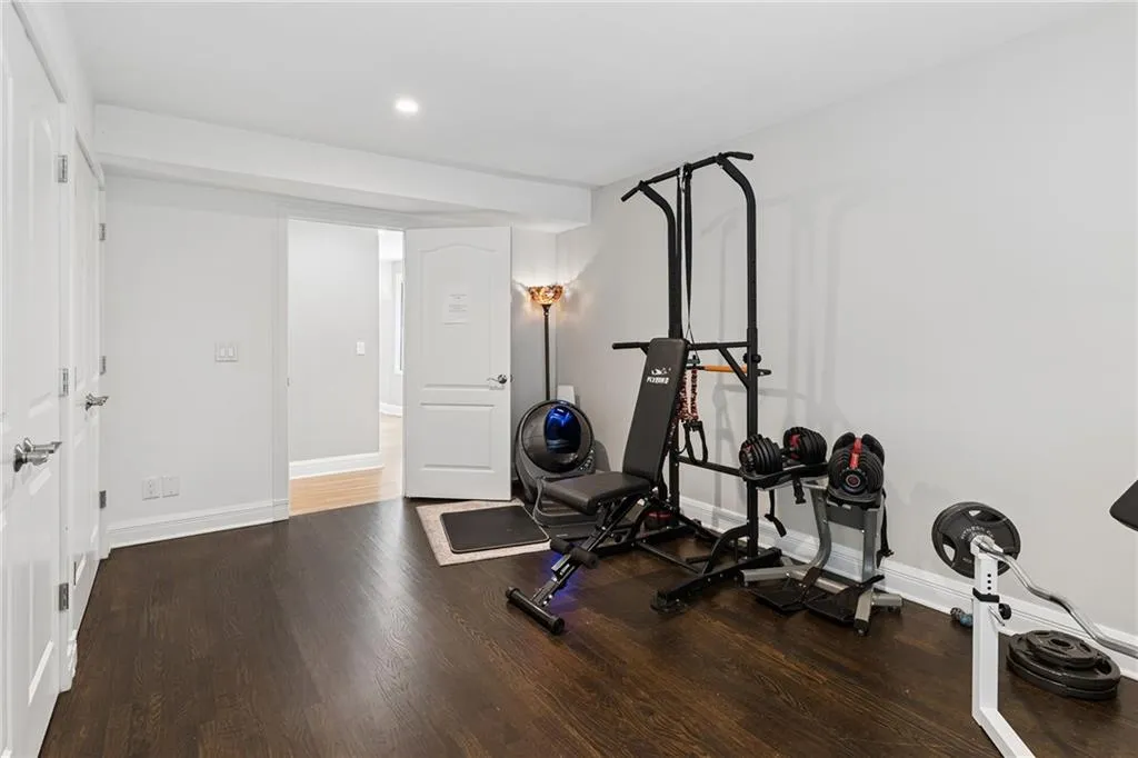 3906 Paces Ferry Road Nw, Atlanta, Georgia 30327, 6 Bedrooms Bedrooms, 0 ,6 BathroomsBathrooms,Residential,For Sale,3906 Paces Ferry Road Nw,7810432