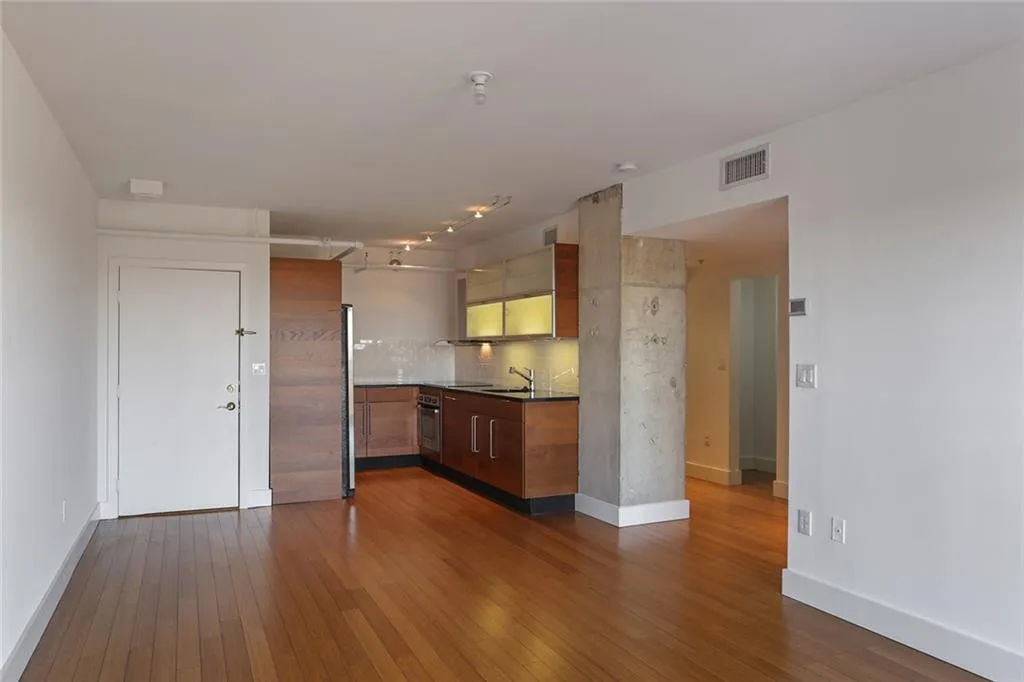 199 14th Street Ne Unit 2404, Atlanta, Georgia 30309, 1 Bedroom Bedrooms, ,1 BathroomBathrooms,Residential,Sold,199 14th Street Ne Unit 2404,6106494