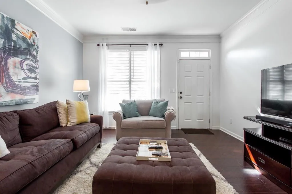 2537 Longcourt Circle Se, Atlanta, Georgia 30339, 4 Bedrooms Bedrooms, ,2 BathroomsBathrooms,Residential,Sold,2537 Longcourt Circle Se,6014006