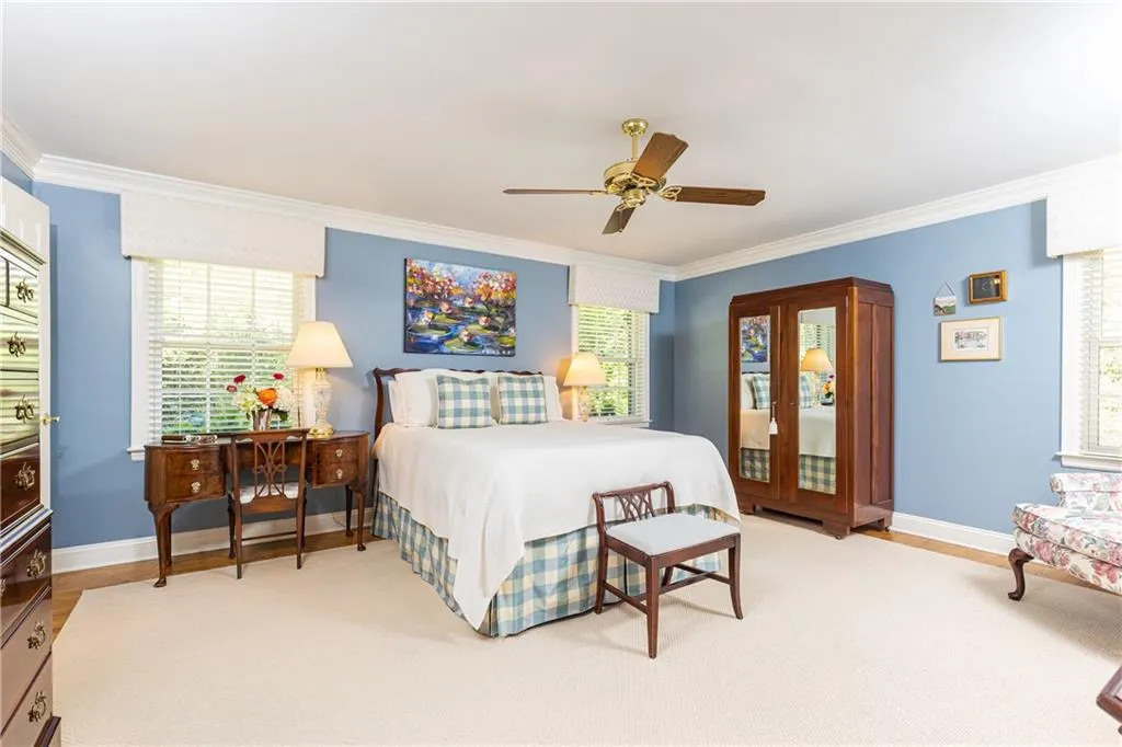 525 Londonberry Road, Atlanta, Georgia 30327, 4 Bedrooms Bedrooms, ,3 BathroomsBathrooms,Residential,Sold,525 Londonberry Road,7035464