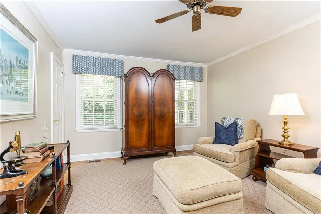 525 Londonberry Road, Atlanta, Georgia 30327, 4 Bedrooms Bedrooms, ,3 BathroomsBathrooms,Residential,Sold,525 Londonberry Road,7035464