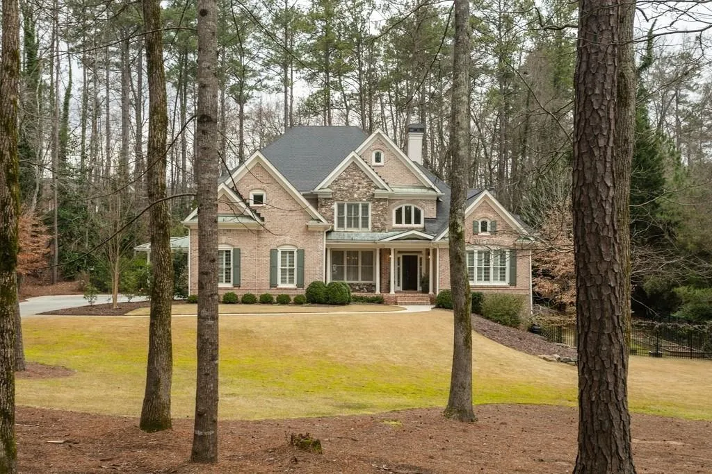 8340 Hewlett Road, Sandy Springs, Georgia 30350, 5 Bedrooms Bedrooms, ,4 BathroomsBathrooms,Residential,Sold,8340 Hewlett Road,6679944